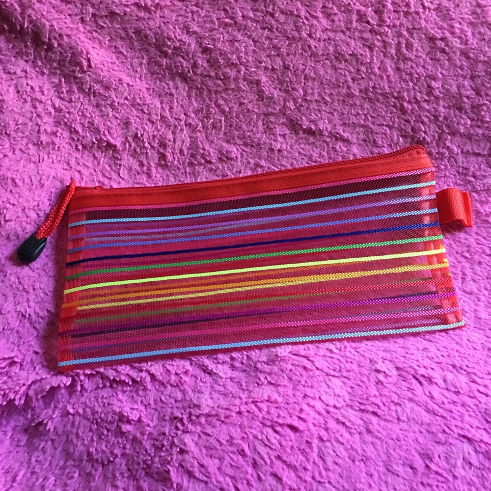 ❗️LAST ONE❗️Multi-Red Mesh Pouch